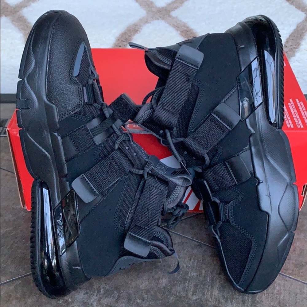 Nike Air Edge 270 Mens black/black-anthracite - Picture 9 of 16